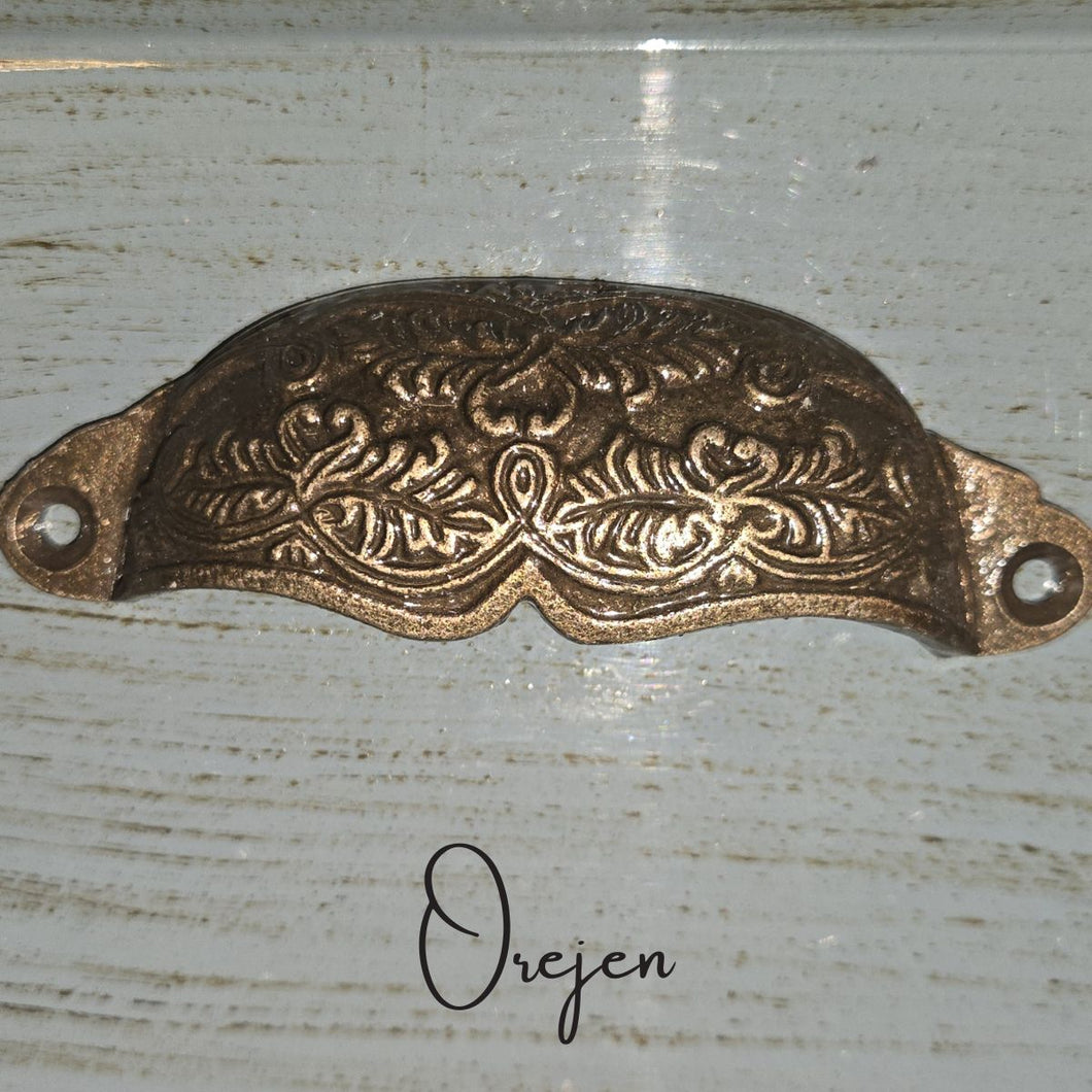 Small Embossed Cup Handle