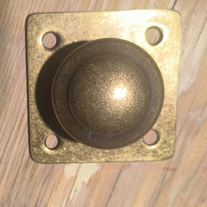 Dumpy double ridge Knob